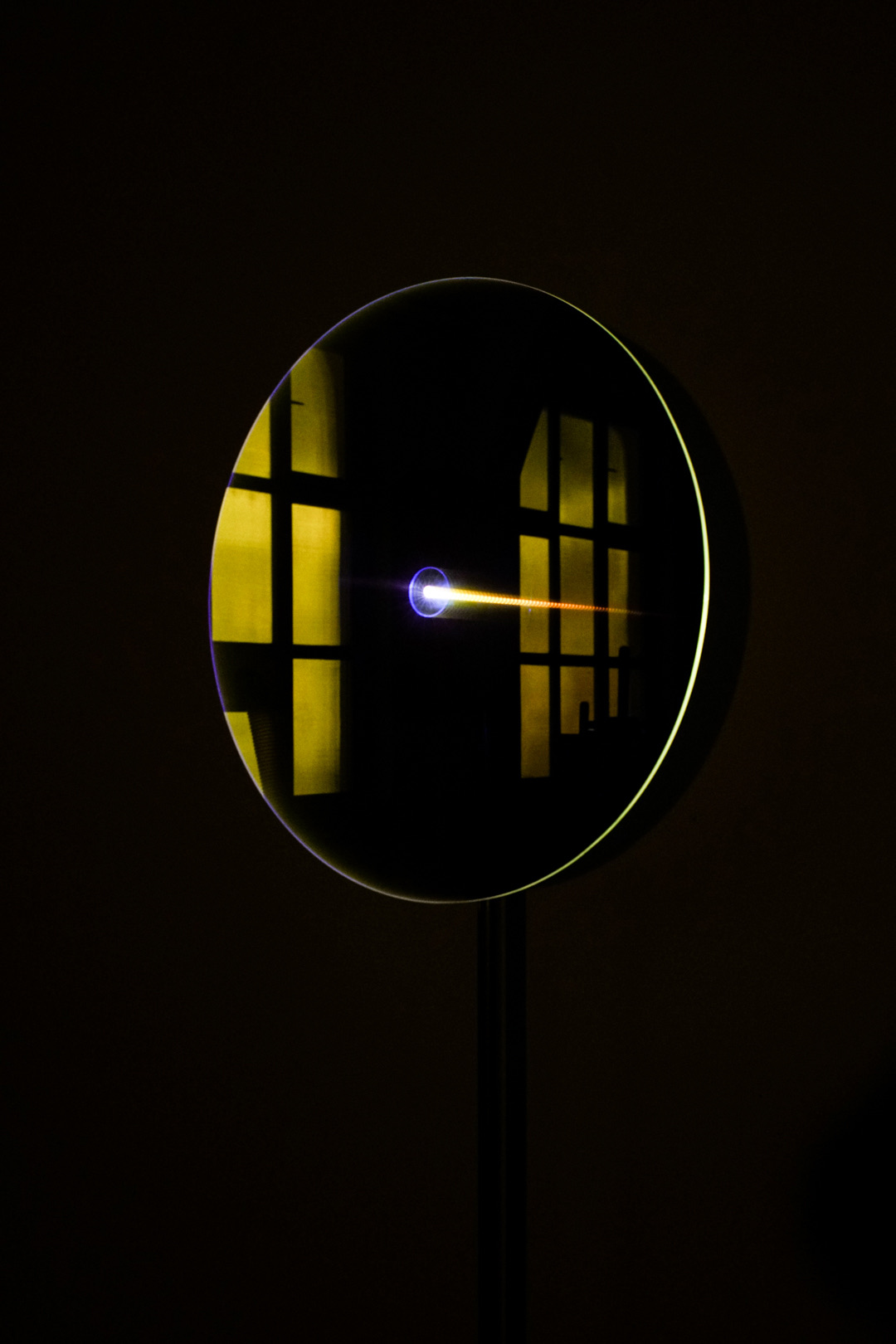 impulse — lamp generating its own light through physical interaction